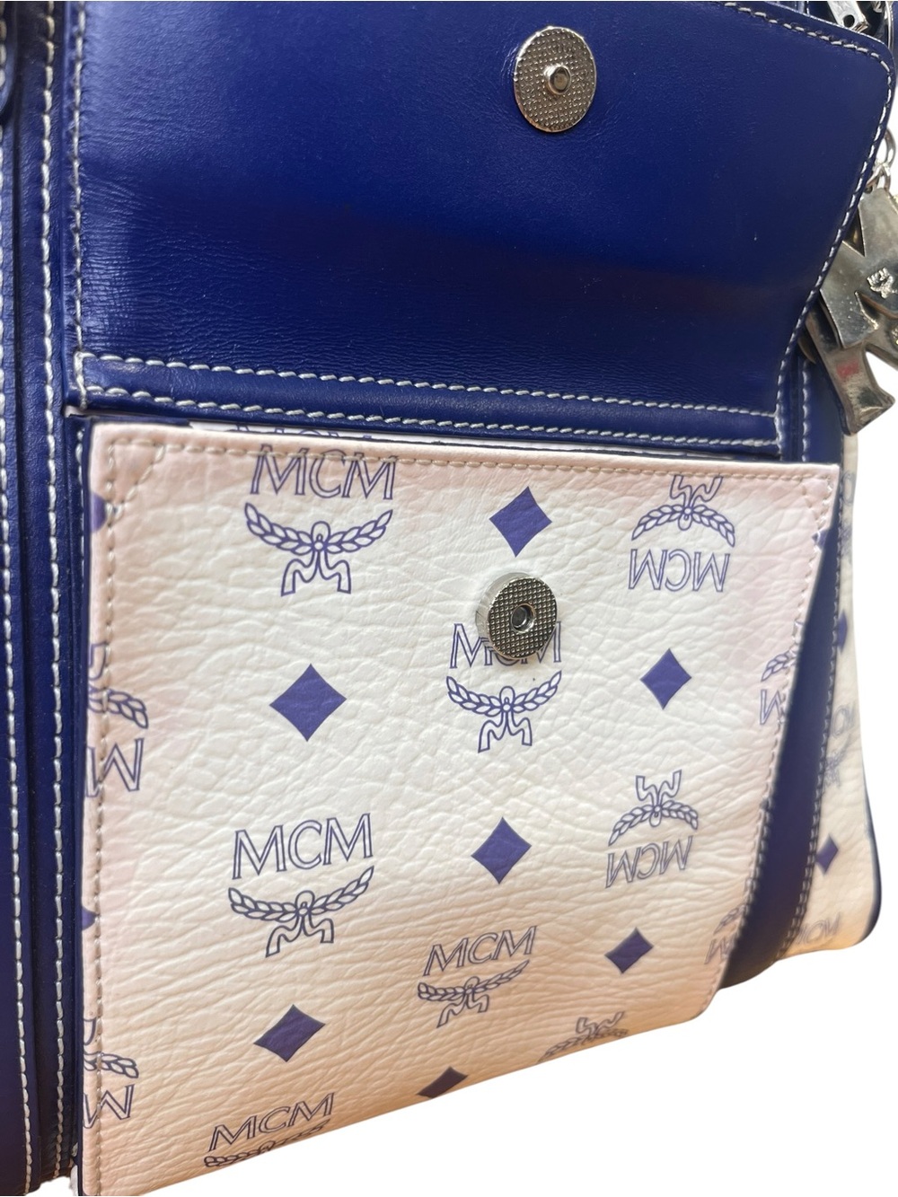 MCM White Navy Blue Visetos Monogram Leather Tote Bag Authentic with Charms - Picture 10 of 16